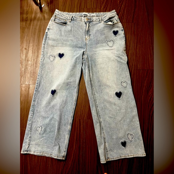 ARULA Denim - A beautiful soul Heart jeans!